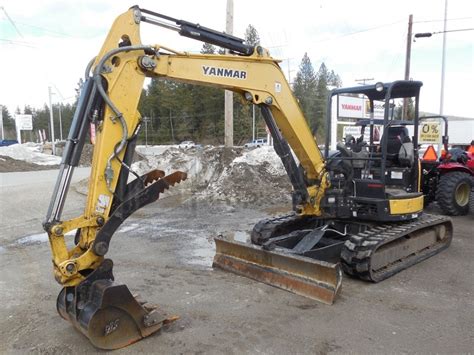 Mini (up to 12,000 lbs) Excavators For Rent in DURANGO, 